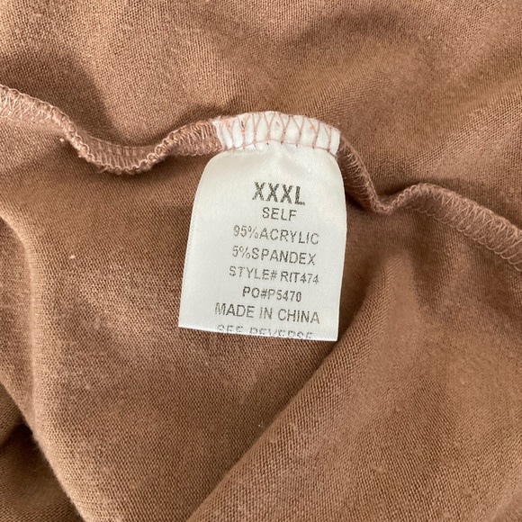 ❤️$5 BUNDLE SALE Roolee pullover - Picture 5 of 6